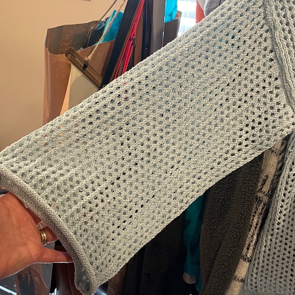 POL sweater - Picture 2 of 5